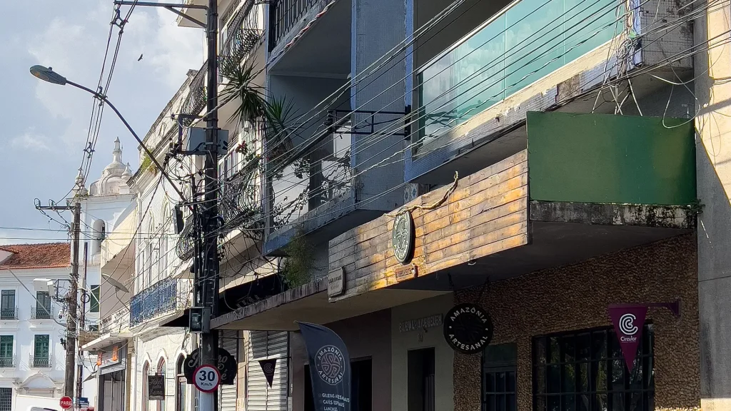 Sobrados na Rua Dr. Malcher, na Cidade Velha, em Belém